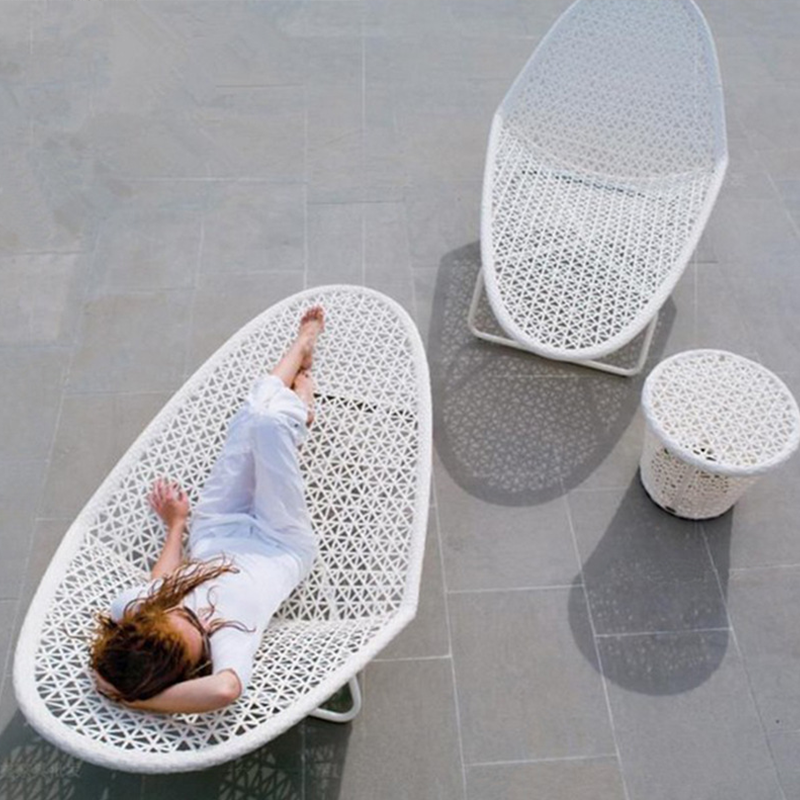Modern Minimalist Curved Cylindrical Iron Aluminum Glass PE Coffee Table Recliner Backrest For Outdoor