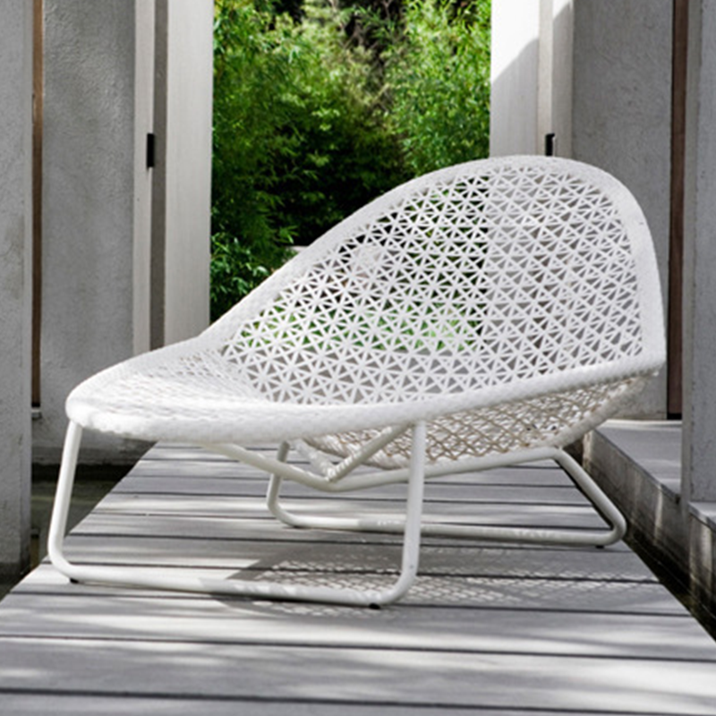 Modern Minimalist Curved Cylindrical Iron Aluminum Glass PE Coffee Table Recliner Backrest For Outdoor