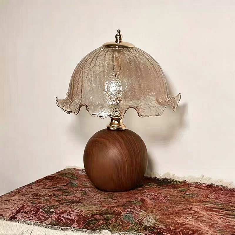 Contemporary Nordic Ceramic Iron Glass Round Flower Bud Design USB Plug-in LED Table Lamp For Bedroom